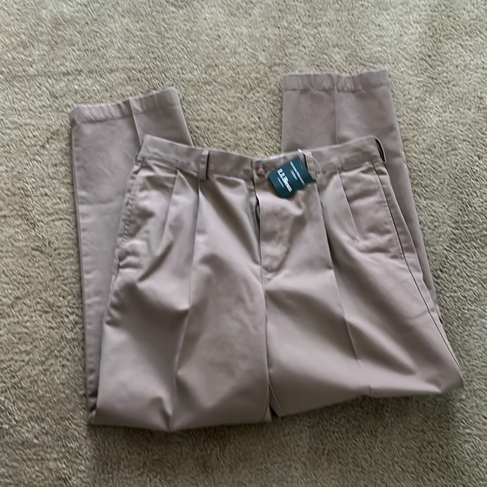 L.L. Bean khakis NWT- size 32x30. Pleated front in tan color.